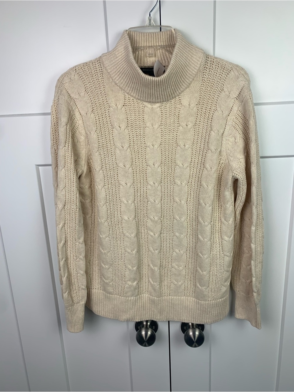 NWT Banana Republic Factory MEDIUM Cable Knit Sweater Ivory Cream Mock Chunky